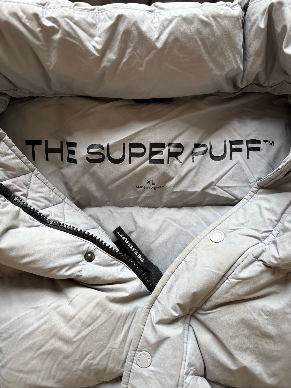 Aritzia The Super Puff Puffer Jacket in Light Gray